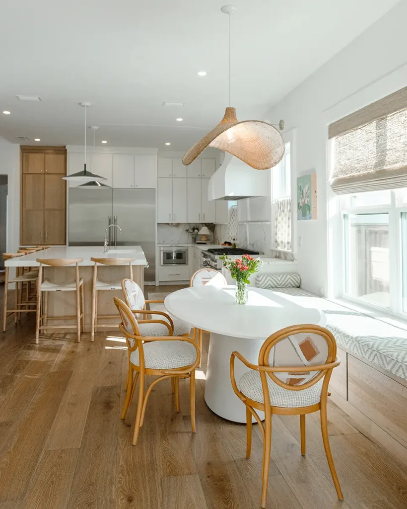Alesch Portfolio home renovation of a luxury custom kitchen Ponte Vedra Beach Florida - see the Alesch Custom Builder Portfolio for a look at new home projects, and major large scale home renovations.